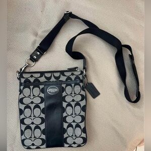 Coach Sutton Signature Swingback